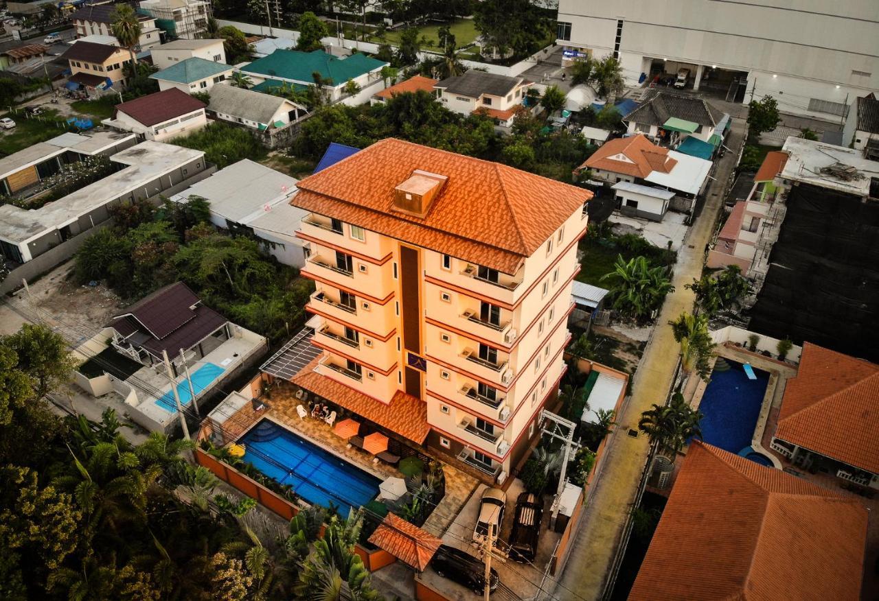 Sky Villa Hua Hin Guesthouse - Adults-Only Exterior photo